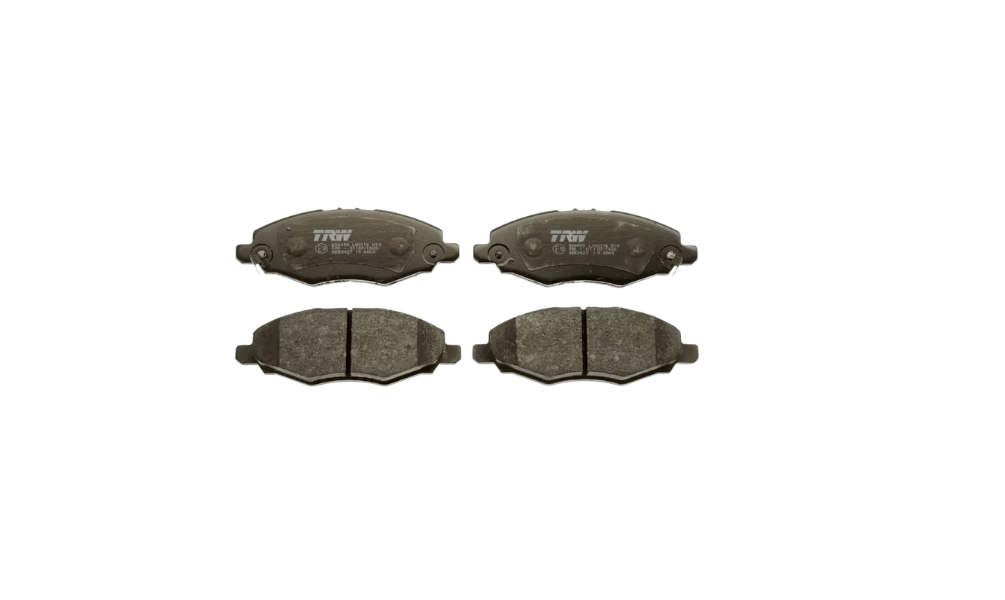 GDB3427   BRAKE PAD TYT-INNOVA -05 FR